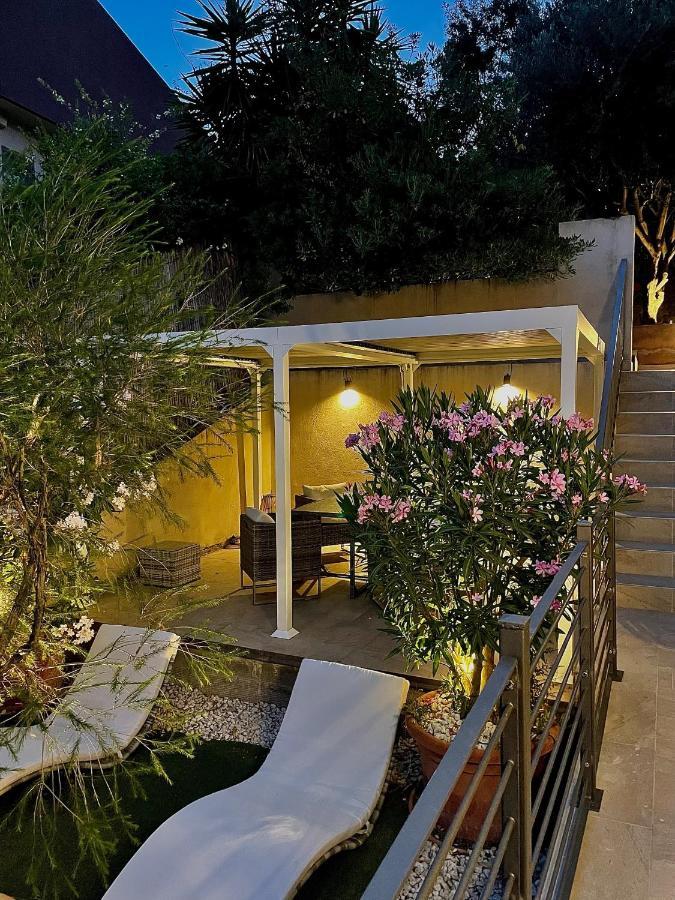 Al Poggio - Luxury Rooms Capoterra Bagian luar foto