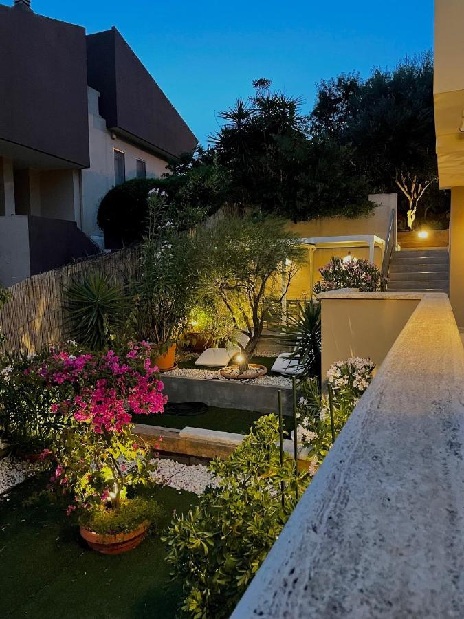 Al Poggio - Luxury Rooms Capoterra Bagian luar foto